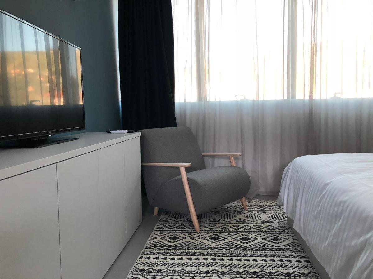 Hotel Cubis Lendava Bagian luar foto