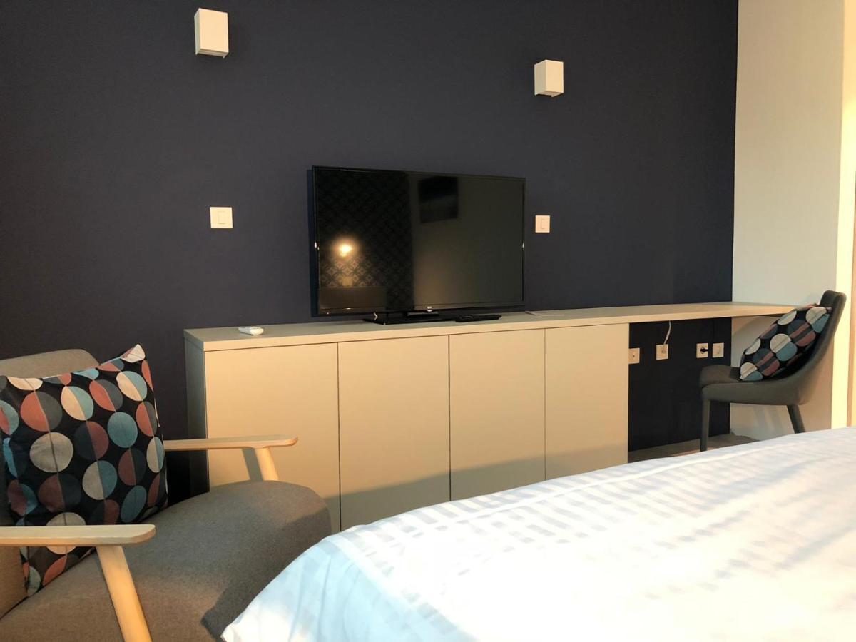 Hotel Cubis Lendava Bagian luar foto